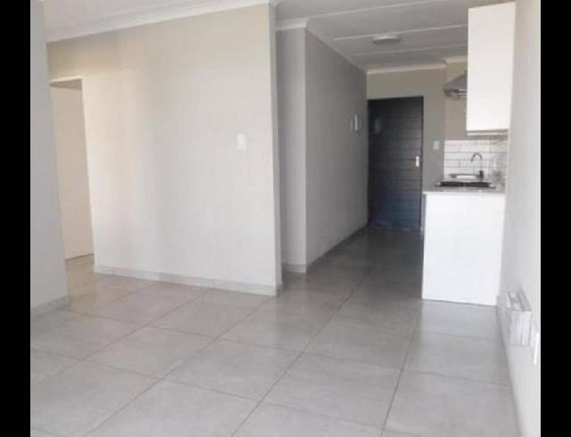 2 BEDROOM PROPERTY TO RENT IN GLEN MARAIS